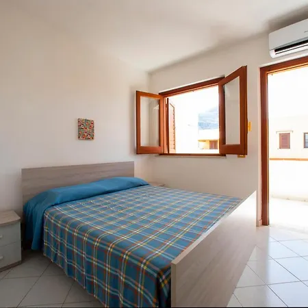 Blusanvito 1° Piano * サン・ヴィート・ロ・カーポ